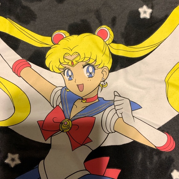 Sailor Moon Top - Picture 11 of 13